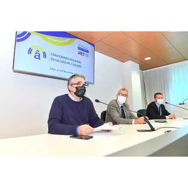 Una fase della conferenza stampa a Udine - Una fase della conferenza stampa a Udine