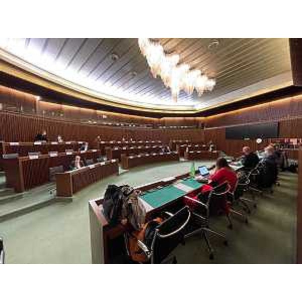 La V Commissione permanente riunita in aula - La V Commissione permanente riunita in aula