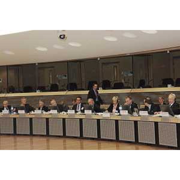Riccardo Illy (Presidente Regione Friuli Venezia Giulia e Presidente Assemblea delle Regioni d'Europa-ARE) alla riunione del Gruppo di lavoro della Ue per lo snellimento dell'euroburocrazia, a Palazzo Berlaymont (sede dei vertici della Commissione europea). (Bruxelles 17/01/08) 