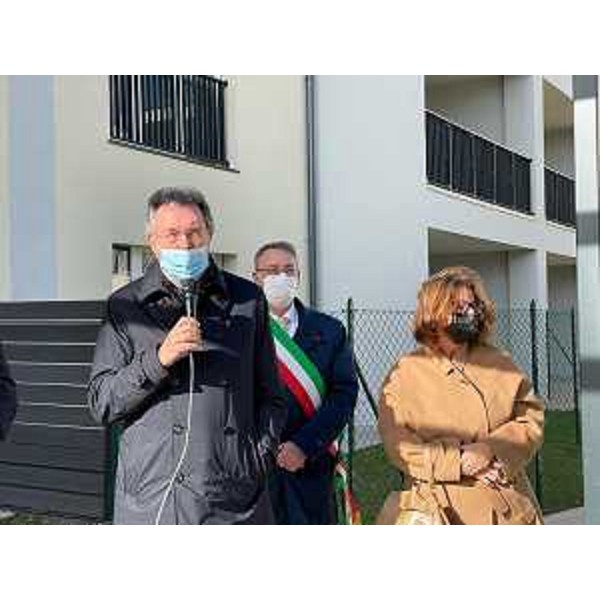 L'assessore regionale alle Infrastrutture e territorio, Graziano Pizzimenti, all'inaugurazione dell'intervento di housing sociale a Udine. - L'assessore regionale alle Infrastrutture e territorio, Graziano Pizzimenti, all'inaugurazione dell'intervento di housing sociale a Udine. 