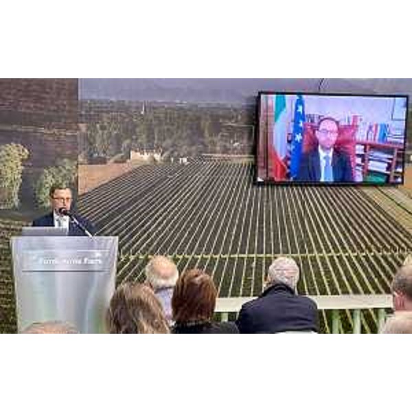 L'intervento dell'assessore regionale alle Risorse agroalimentari e forestali Stefano Zannier durante l'inaugurazione della fiera Rive a Pordenone - L'intervento dell'assessore regionale alle Risorse agroalimentari e forestali Stefano Zannier durante l'inaugurazione della fiera Rive a Pordenone