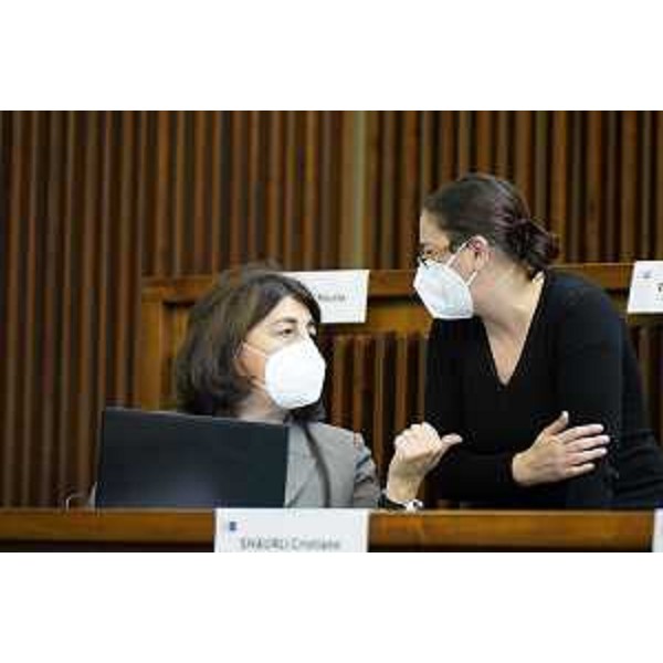 Mariagrazia Santoro (Pd) e Ilaria Dal Zovo (M5S) - Mariagrazia Santoro (Pd) e Ilaria Dal Zovo (M5S)