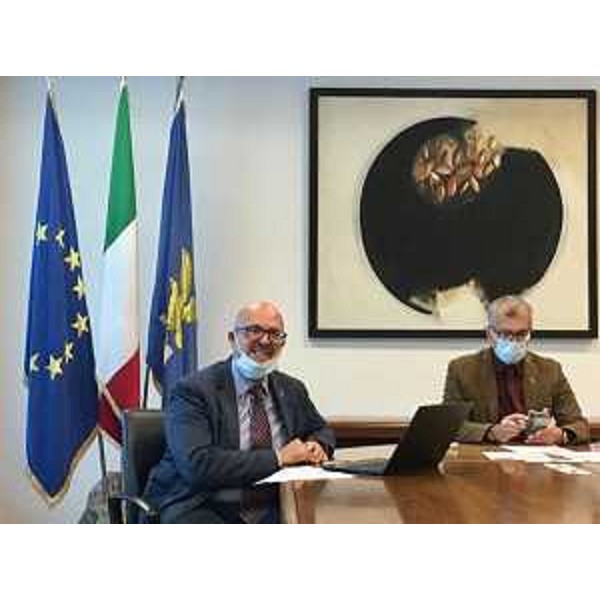 L'assessore Callari insieme al presidente del Consiglio del Friuli Venezia Giulia Zanin - L'assessore Callari insieme al presidente del Consiglio del Friuli Venezia Giulia Zanin