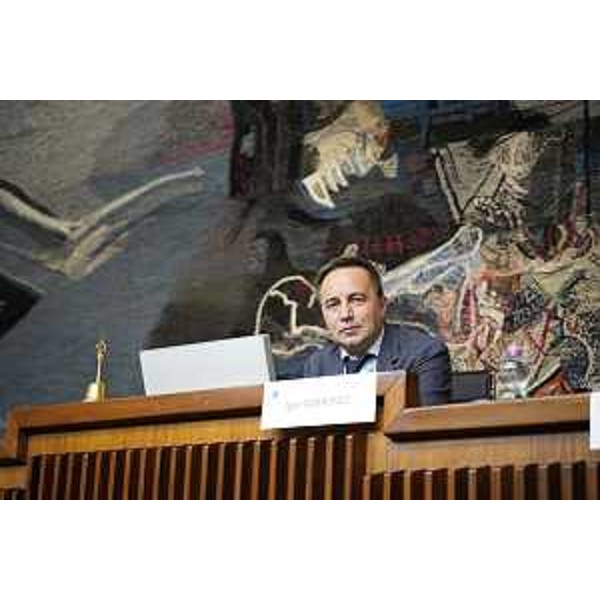 Il consigliere regionale Igor Gabrovec, moderatore della Conferenza sullo sloveno - Il consigliere regionale Igor Gabrovec, moderatore della Conferenza sullo sloveno