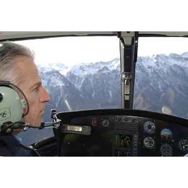 Riccardo Illy (Presidente Friuli Venezia Giulia) in sopralluogo con un elicottero della Protezione civile. (28/01/08)