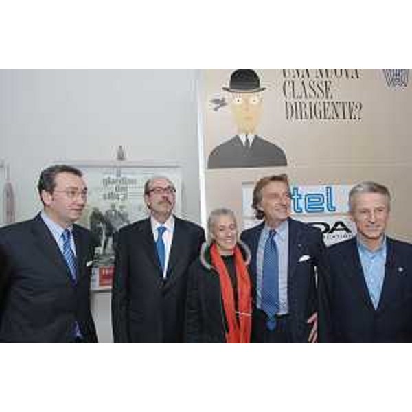 Sergio Bolzonello (Sindaco Pordenone), Maurizio Cini (Presidente Unindustria Pordenone), Cinzia Palazzetti (ex Presidente Unindustria Pordenone), Luca Cordero di Montezemolo (Presidente Confindustria) e Riccardo Illy (Presidente Friuli Venezia Giulia) all'assemblea dell'Unione degli Industriali di Pordenone, al Teatro Comunale. (Pordenone 28/01/08) 