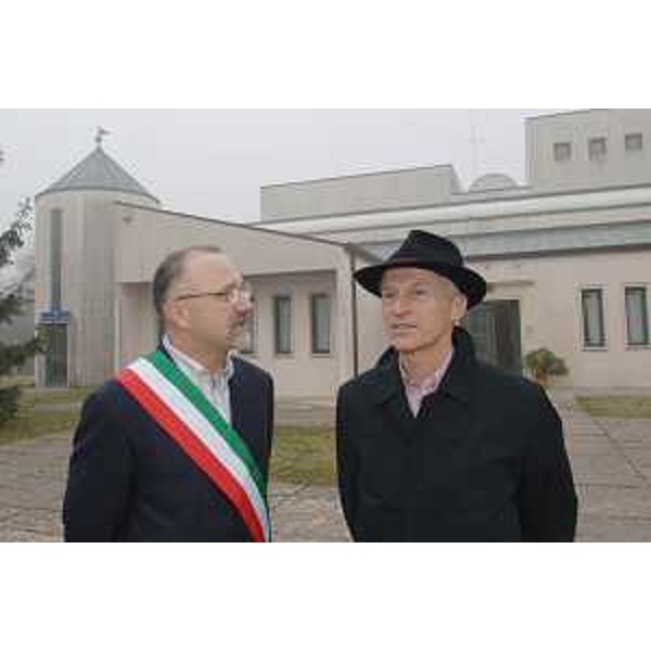 Ezio Clocchiatti (Sindaco San Lorenzo Isontino) e Riccardo Illy (Presidente Regione Friuli Venezia Giulia) in occasione della riunione della Giunta regionale a San Lorenzo Isontino. (San Lorenzo Isontino 01/02/08)