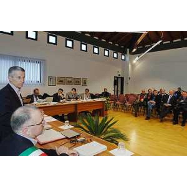Riccardo Illy (Presidente Regione Friuli Venezia Giulia) ed Ezio Clocchiatti (Sindaco San Lorenzo Isontino) nel corso della riunione della Giunta regionale a San Lorenzo Isontino. (San Lorenzo Isontino 01/02/08)