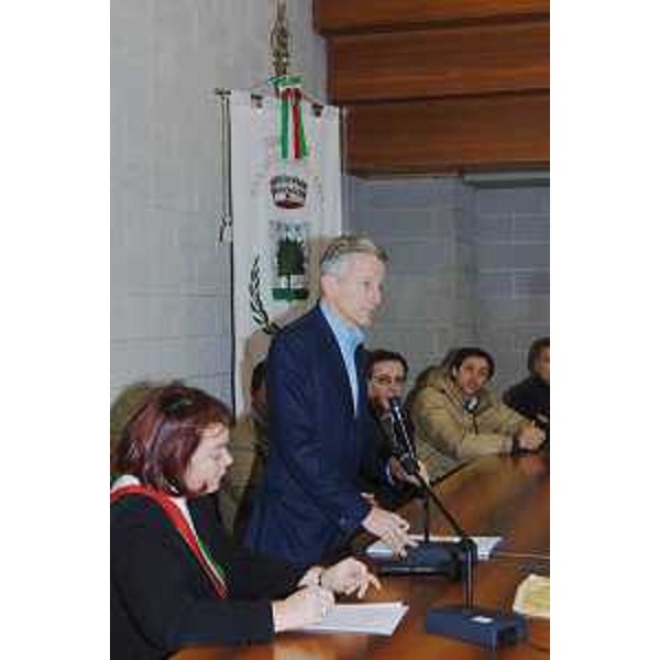 Riccardo Illy (Presidente Friuli Venezia Giulia) nel corso della visita al Comune di San Vito di Fagagna. (San Vito di Fagagna 07/02/08)