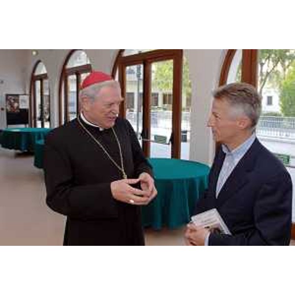 Riccardo Illy (Presidente Regione Friuli Venezia Giulia) con il monsignor Pietro Brollo (Arcivescovo di Udine) (Udine, 02/05/06)