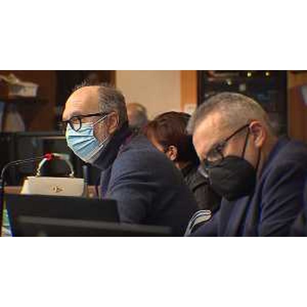 Ivo Moras (a destra), presidente della III Commissione, accanto al vicegovernatore Riccardo Riccardi - Ivo Moras (a destra), presidente della III Commissione, accanto al vicegovernatore Riccardo Riccardi