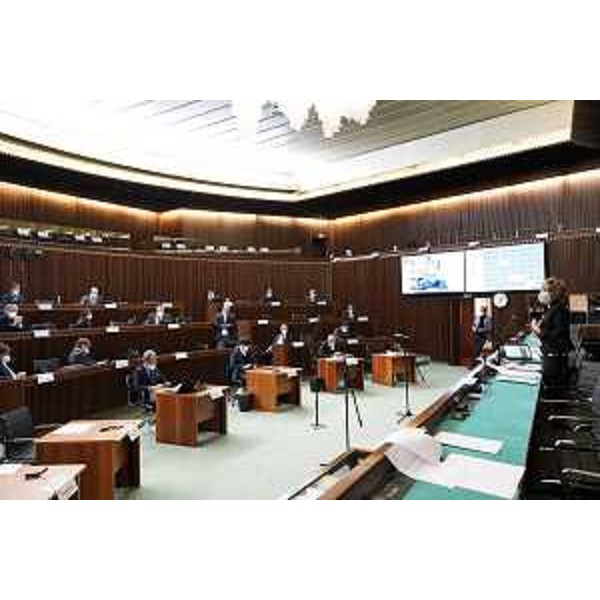 L'intevento in Aula dell'assessore Fvg alle Finanze, Barbara Zilli - L'intevento in Aula dell'assessore Fvg alle Finanze, Barbara Zilli