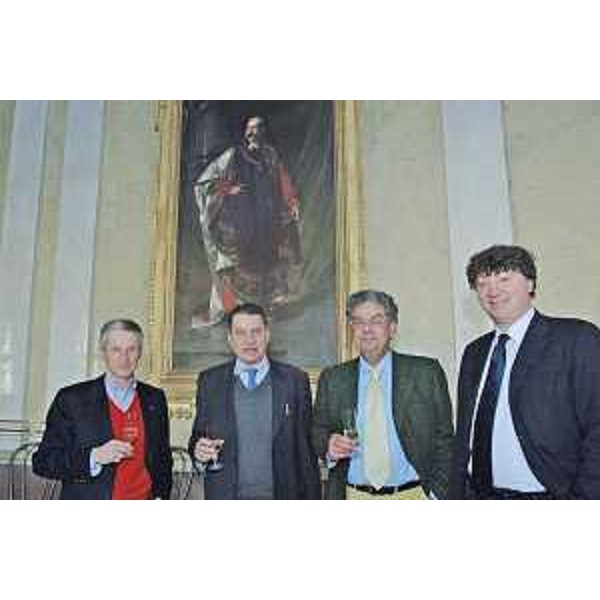 La Regione conferisce la medaglia del Friuli Venezia Giulia a Claudio Magris (Scrittore e germanista), presenti il Presidente della Regione e l'assessore alla Cultura, nella sede della Presidenza a Trieste. (Trieste 13/02/08)