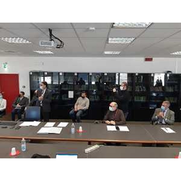 Il punto sul programma di odontoiatria pubblica regionale fatto nella sede della direzione generale Asfo di Pordenone con il vicegovernatore Riccardo Riccardi - Il punto sul programma di odontoiatria pubblica regionale fatto nella sede della direzione generale Asfo di Pordenone con il vicegovernatore Riccardo Riccardi