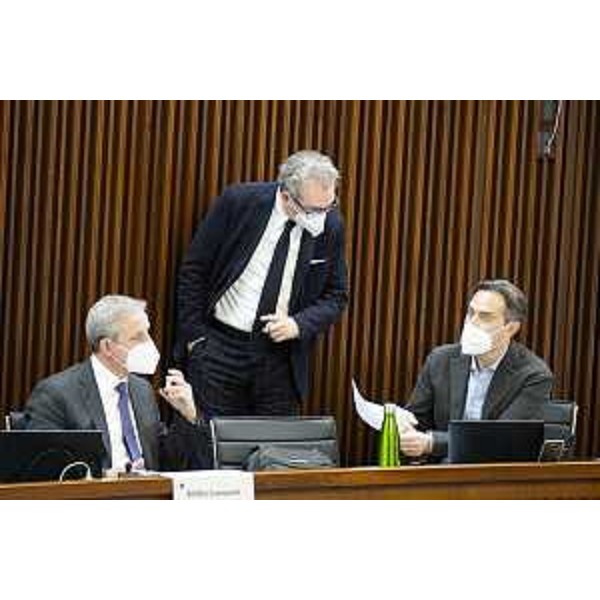 Sergio Bolzonello (Pd) tra Giampaolo Bidoli e Massimo Moretuzzo (Patto) - Sergio Bolzonello (Pd) tra Giampaolo Bidoli e Massimo Moretuzzo (Patto)