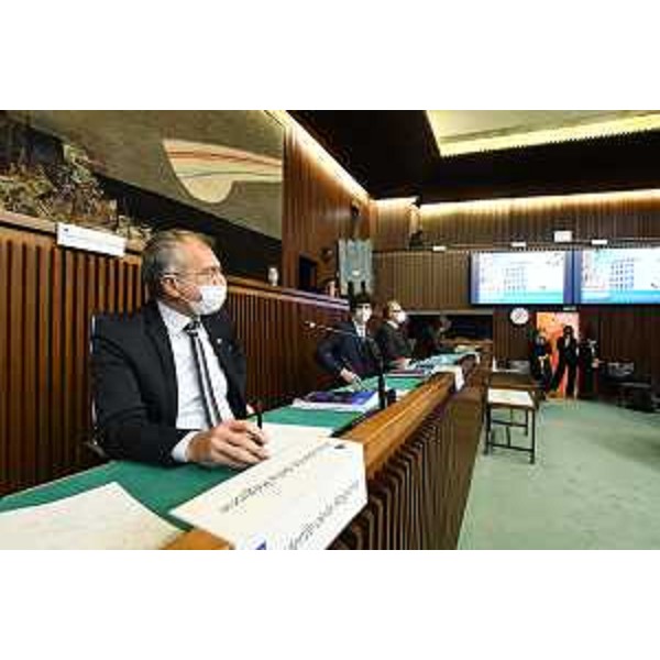 Il presidente del Cr Fvg, Piero Mauro Zanin, con Simone Polesello (Lega) ed Emanuele Zanon (Futura) - Il presidente del Cr Fvg, Piero Mauro Zanin, con Simone Polesello (Lega) ed Emanuele Zanon (Futura)