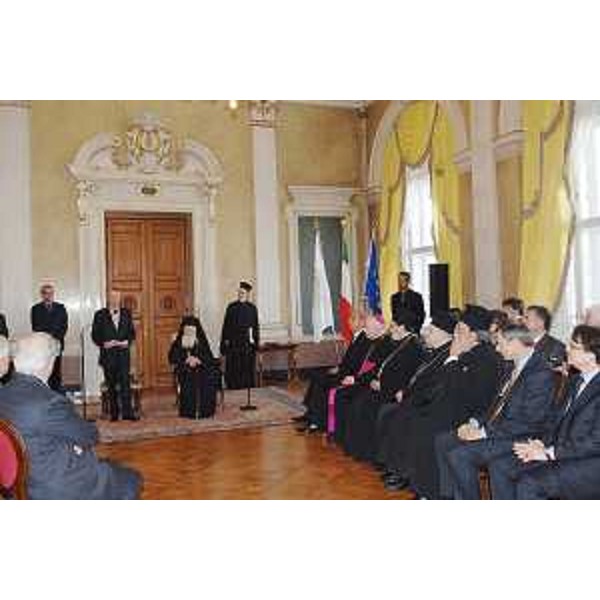 Il vescovo di Costantinopoli e Nuova Roma e patriarca ecumenico Bartolomeo primo, in visita a Trieste, ospite nel palazzo della Regione in piazza Unità. (Trieste 03/03/08) 