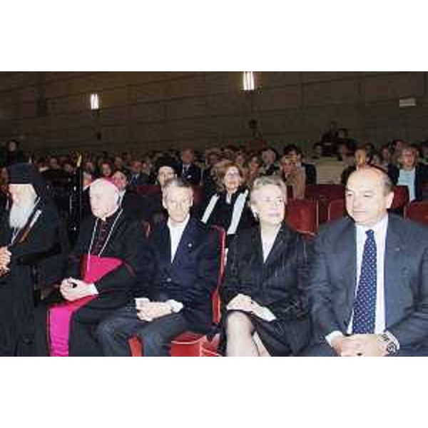 Il vescovo di Costantinopoli e Nuova Roma e patriarca ecumenico Bartolomeo primo, in visita a Trieste, il mons. Eugenio Ravignani, vescovo di Trieste, il Presidente del Friuli Venezia Giulia, la Presidente della Provincia di Trieste e il Sindaco di Trieste . (Trieste 04/03/08) 