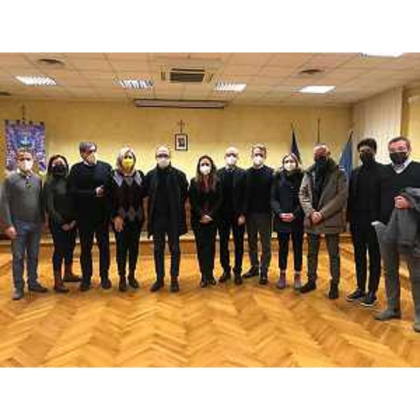 I protagonisti dell'incontro ospitato nella Sala consiliare di Latisana - I protagonisti dell'incontro ospitato nella Sala consiliare di Latisana