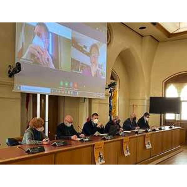 L'assessore regionale alla Cultura Tiziana Gibelli a Pordenone durante la presentazione del calendario degli eventi in programma a Pordenone nell'ambito delle celebrazioni della Giornata della Memoria 2022, tra cui il concerto "La memoria sulla sabbia" con il Nefesh trio & Anton Dressler a cura della Regione e della Camera di commercio di Pordenone e Udine. - L'assessore regionale alla Cultura Tiziana Gibelli a Pordenone durante la presentazione del calendario degli eventi in programma a Pordenone nell'ambito delle celebrazioni della Giornata della Memoria 2022, tra cui il concerto "La memoria sulla sabbia" con il Nefesh trio & Anton Dressler a cura della Regione e della Camera di commercio di Pordenone e Udine.