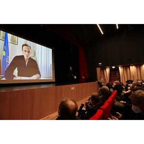 Il videomessaggio del governatore della Regione Massimiliano Fedriga durante la cerimonia per i 100 anni della Scuola mosaicisti del Friuli di Spilimbergo - Il videomessaggio del governatore della Regione Massimiliano Fedriga durante la cerimonia per i 100 anni della Scuola mosaicisti del Friuli di Spilimbergo
