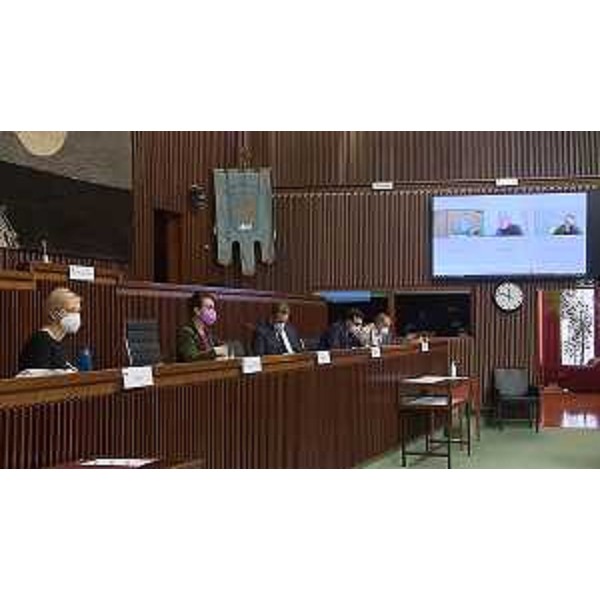 La presidente della IV Commissione, Mara Piccin (FI), con l'assessore regionale Fabio Scoccimarro - La presidente della IV Commissione, Mara Piccin (FI), con l'assessore regionale Fabio Scoccimarro