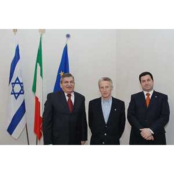 L'Ambasciatore d'Israele in Italia, Gideon Meir, il Presidente della Regione e l'Assessore regionale per le Relazioni internazionali, nella sede della Regione a Trieste. (Trieste 09/03/08)