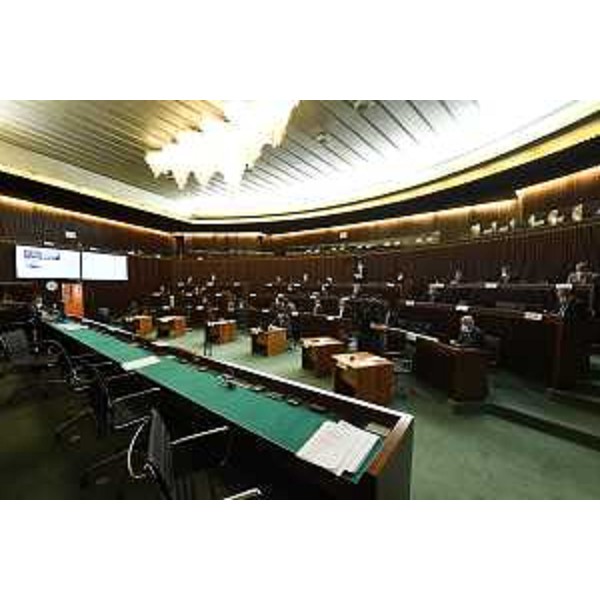 L'Aula nel corso della discussione sulle mozioni - L'Aula nel corso della discussione sulle mozioni