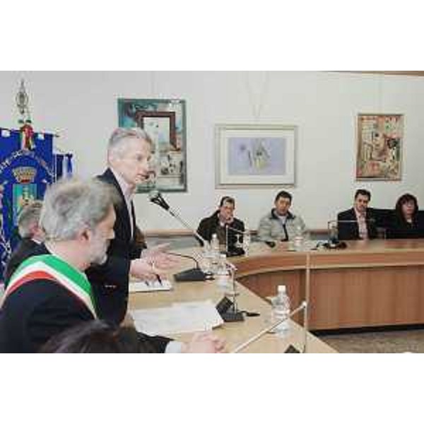 L'incontro tra il Presidente della Regione, il Sindaco e gli amministratori di Castions di Strada. (Castions di Strada 18/03/08)