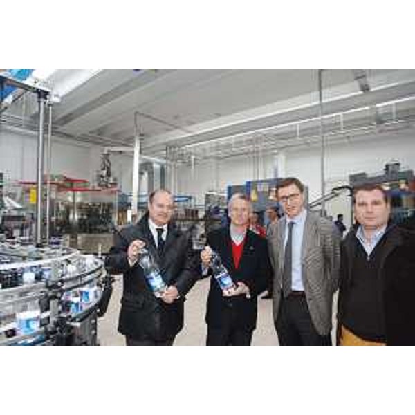 Il Presidente e il Vicepresidente della Regione visitano lo stabilimento dell'acqua Dolomia a Cimolais. (Cimolais 21/03/08)