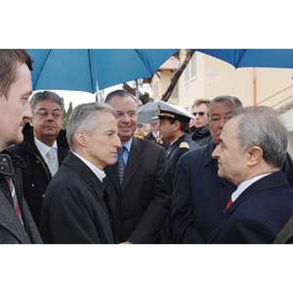 Il Presidente della Regione e il Ministro della Difesa Arturo Parisi a Monfalcone. (Monfalcone 27/03/08)