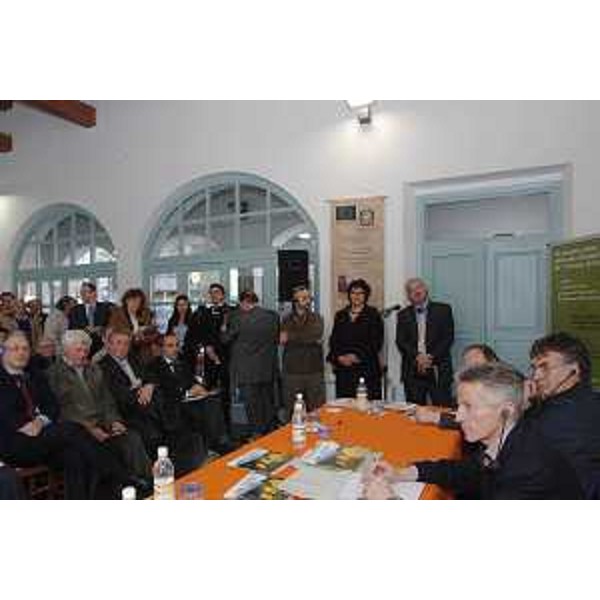 Il Presidente della Regione al Convegno internazionale sulla filiera delle erbe officinali nella Ciase da Int a Cercivento. (Cercivento 29/03/08)