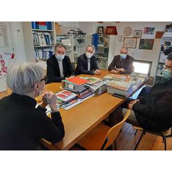 L'assessore regionale alle Infrastrutture e territorio, Graziano Pizzimenti, incontra in municipio il sindaco di Ragogna, Alma Concil, e il commissario dell'Edr, Augusto Viola - L'assessore regionale alle Infrastrutture e territorio, Graziano Pizzimenti, incontra in municipio il sindaco di Ragogna, Alma Concil, e il commissario dell'Edr, Augusto Viola 