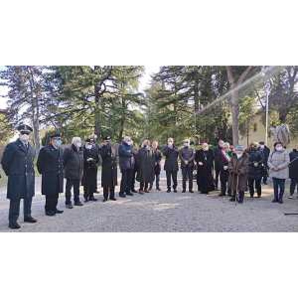 Le autorità presenti al parco della Rimembranza di Udine - Le autorità presenti al parco della Rimembranza di Udine