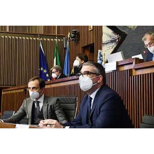 Lassessore regionale alle Autonomie locali, Pierpaolo Roberti, durante la discussione in Consiglio regionale sulla legge regionale 158 recante "Disposizioni in materia di elezioni comunali del 2022. Modifiche alla legge regionale 19/2013" - Lassessore regionale alle Autonomie locali, Pierpaolo Roberti, durante la discussione in Consiglio regionale sulla legge regionale 158 recante "Disposizioni in materia di elezioni comunali del 2022. Modifiche alla legge regionale 19/2013"