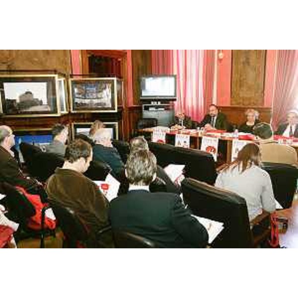 Presentazione della Fiera Internazionale dell'Editoria Scientifica di Trieste. L'Assessore regionale Università e Ricerca, Daniela Minerva (Giornalista L'Espresso), Enrico Alleva (Etologo), Stefano Fantoni (Presidente FEST) e Pietro Greco (Direttore FEST), nella sede di Roma della Regione Friuli Venezia Giulia. (Roma 03/04/08) 