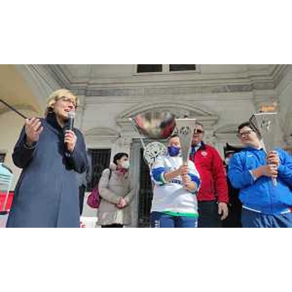 L'assessore regionale Barbara Zilli alla cerimonia di accenzione della fiaccola delle Special Olympics svoltasi a Udine - L'assessore regionale Barbara Zilli alla cerimonia di accenzione della fiaccola delle Special Olympics svoltasi a Udine 