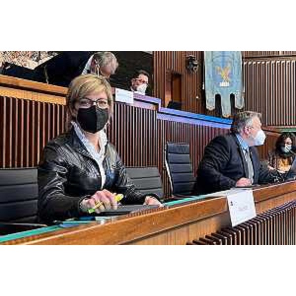 L'assessore alle Finanze Barbara Zilli durante la Sessione Europea in Consiglio regionale. - L'assessore alle Finanze Barbara Zilli durante la Sessione Europea in Consiglio regionale.