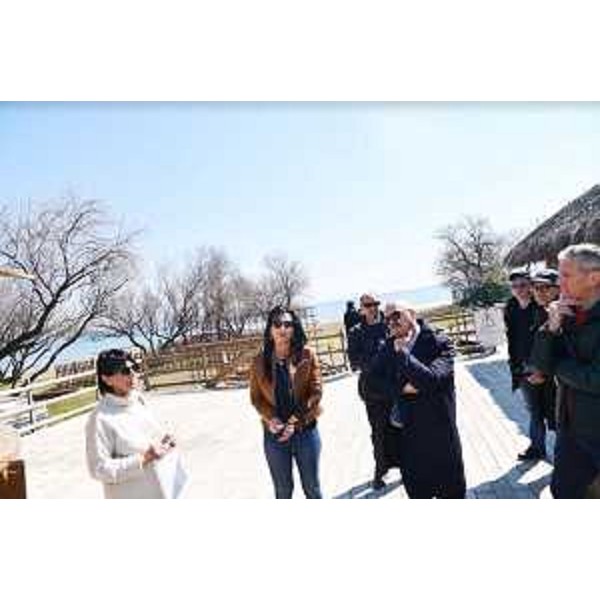 Un momento del sopralluogo a Marina Julia. Al centro l'assessore regionale al Patrimonio e demanio, Sebastiano Callari - Un momento del sopralluogo a Marina Julia. Al centro l'assessore regionale al Patrimonio e demanio, Sebastiano Callari