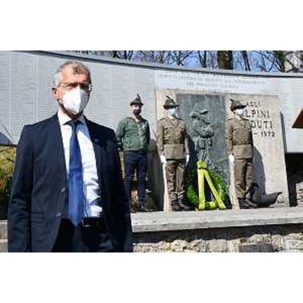Il presidente Piero Mauro Zanin alla commemorazione del Galilea, a Monte di Muris, in Comune di Ragogna - Il presidente Piero Mauro Zanin alla commemorazione del Galilea, a Monte di Muris, in Comune di Ragogna