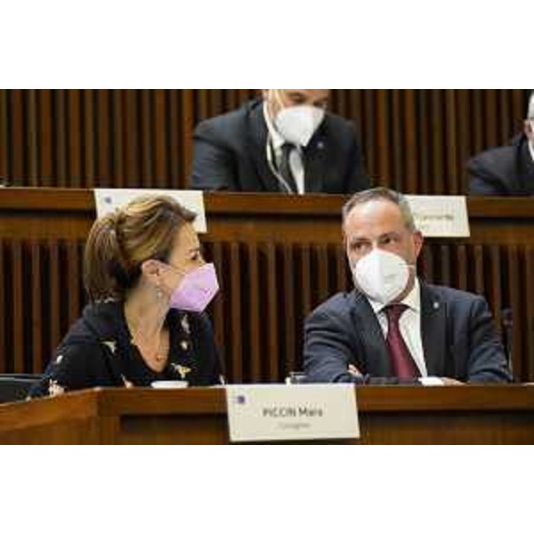 Giuseppe Nicoli e Mara Piccin (FI) - Giuseppe Nicoli e Mara Piccin (FI)