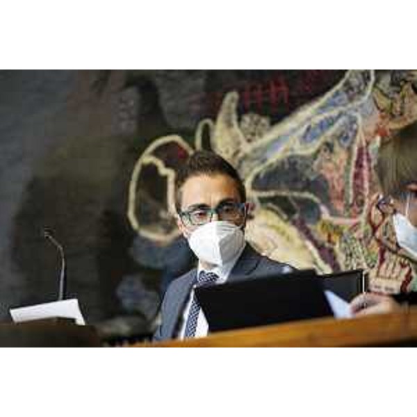 Stefano Mazzolini mentre presiede la seduta d'Aula - Stefano Mazzolini mentre presiede la seduta d'Aula