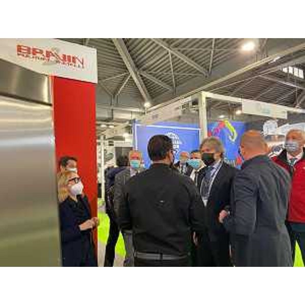 L'assessore regionale alle Attività produttive Sergio Emidio Bini in visita ai padiglioni di Samuexpo a Pordenone - L'assessore regionale alle Attività produttive Sergio Emidio Bini in visita ai padiglioni di Samuexpo a Pordenone