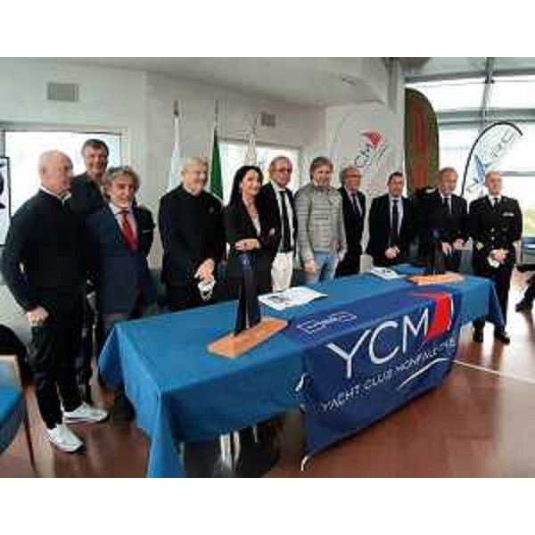 Lassessore regionale alle Attività produttive e turismo, Sergio Emidio Bini a Monfalcone alla presentazione del Campionato di vela d'Altura con il sindaco di Monfalcone Anna Maria Cisint e i partner istituzionali dell'evento - Lassessore regionale alle Attività produttive e turismo, Sergio Emidio Bini a Monfalcone alla presentazione del Campionato di vela d'Altura con il sindaco di Monfalcone Anna Maria Cisint e i partner istituzionali dell'evento