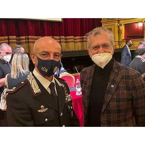 Il presidente del Cr Fvg, Piero Mauro Zanin, insieme al generale di brigata Francesco Atzeni - Il presidente del Cr Fvg, Piero Mauro Zanin, insieme al generale di brigata Francesco Atzeni
