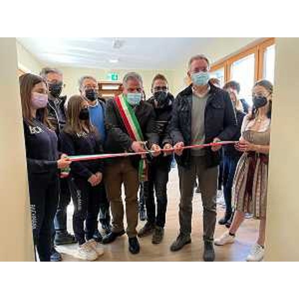 La cerimonia di avvio dei lavori al liceo Bachmann di Tarvisio alla presenza dell'assessore regionale alle Infrastrutture Graziano Pizzimenti - La cerimonia di avvio dei lavori al liceo Bachmann di Tarvisio alla presenza dell'assessore regionale alle Infrastrutture Graziano Pizzimenti