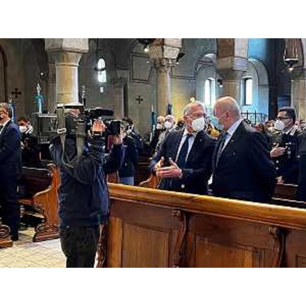 Il presidente del Cr Fvg, Piero Mauro Zanin, insieme al sindaco di Trieste, Roberto Dipiazza - Il presidente del Cr Fvg, Piero Mauro Zanin, insieme al sindaco di Trieste, Roberto Dipiazza