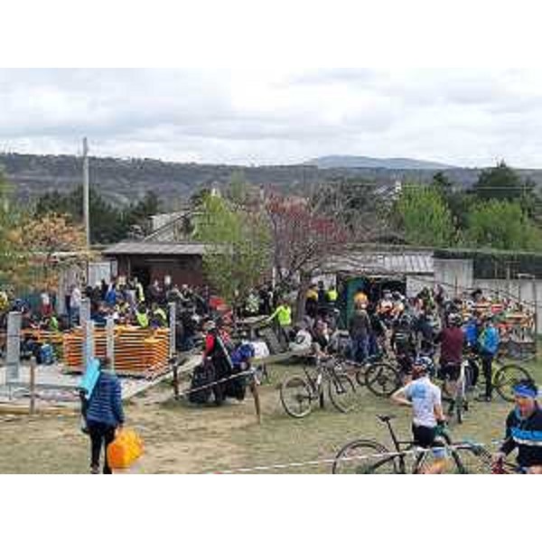 Fasi del Trofeo XCO 3 Camini disputato sulla salita al Monbeu a Trieste - Fasi del Trofeo XCO 3 Camini disputato sulla salita al Monbeu a Trieste