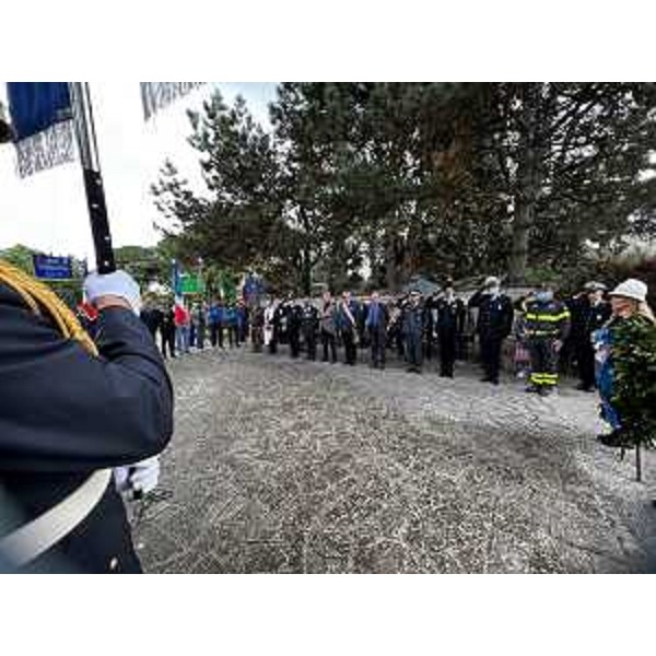 L'esecuzione dell'Inno di Mameli durante la cerimonia in memoria dei deportati goriziani in Jugoslavia - L'esecuzione dell'Inno di Mameli durante la cerimonia in memoria dei deportati goriziani in Jugoslavia