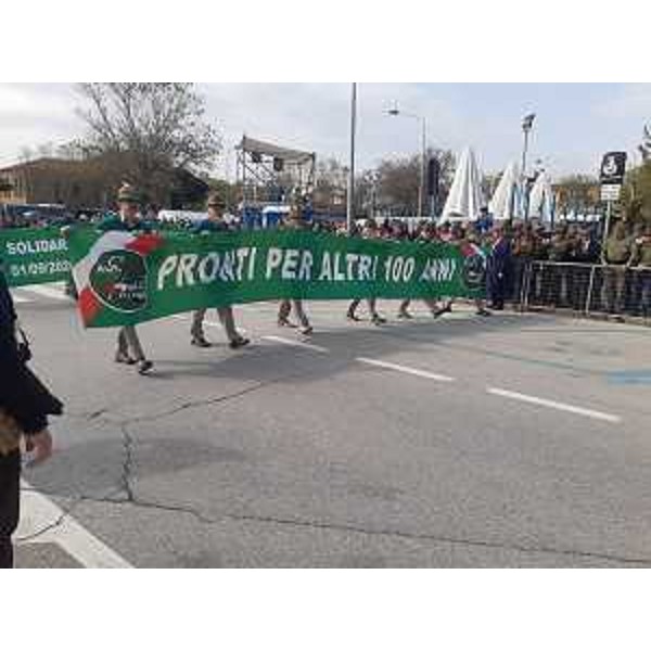 Il motto della sfilata riminese - Il motto della sfilata riminese